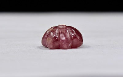 Natural Old Mines Red Ruby Carved Flower Gemstone 9.11ct For Designing
