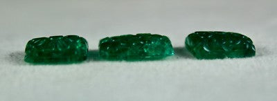 Certified Vintage Natural Emerald 12.97 Ct Carved Loose Gemstone Set