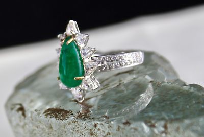 Certified Natural Emerald 33.79ct Pear Cabochon Natural Diamond 18k Gold Ring