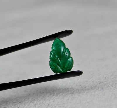 Zambia Natural Emerald Leaf Carved Gemstone 3.02 Ct For Rings Or Pendants