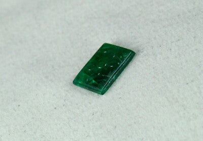 Natural Emerald 3.64 Ct Rectangle Carved Gemstone For Ring Pendant Brooch