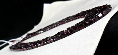 Natural Garnet 842 Ct Square Beads 5 Line Ladies Fashion Necklace