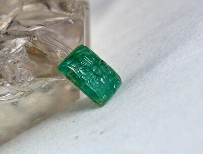 Natural Emerald 6.37 Ct Carved Rectangle Gemstone For Ring Pendant Brooch