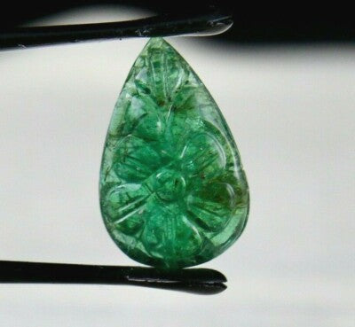 Zambian Emerald Pear 4.50ct Carved Gemstone Ring Pendant Designing, For Women