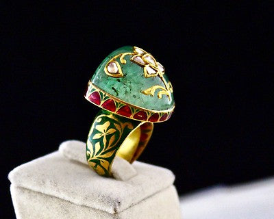 Certified Vintage Natural Emerald Cabochon Natural Diamond 22k Gold Ring