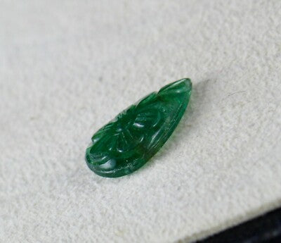 Zambian Emerald Pear 4.50ct Carved Gemstone Ring Pendant Designing, For Women