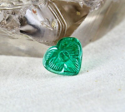 Certified Natural Zambian Emerald 3 Ct Carved Heart Loose Gemstone Ring