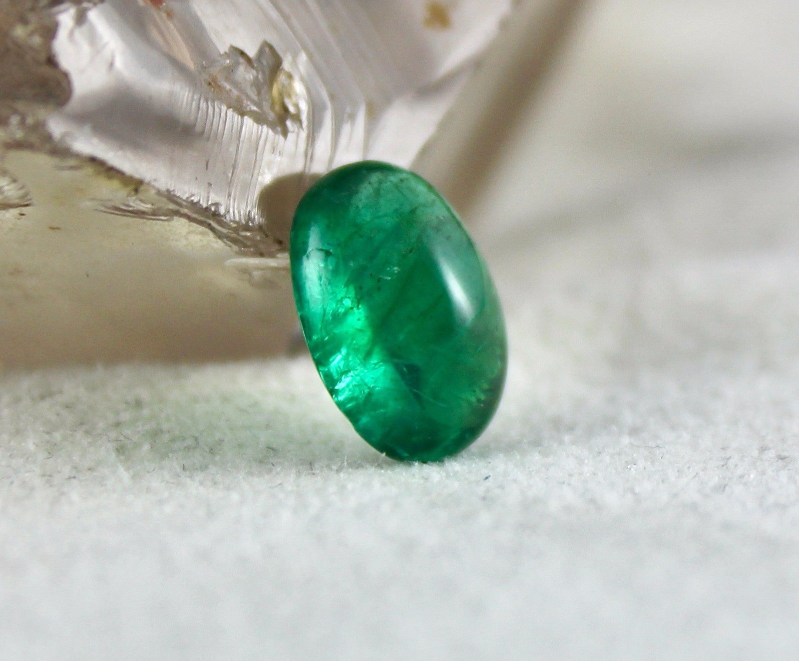 Certified Natural Emerald Oval Cabochon 3.70 Ct Loose Gemstone For Ring Pendant