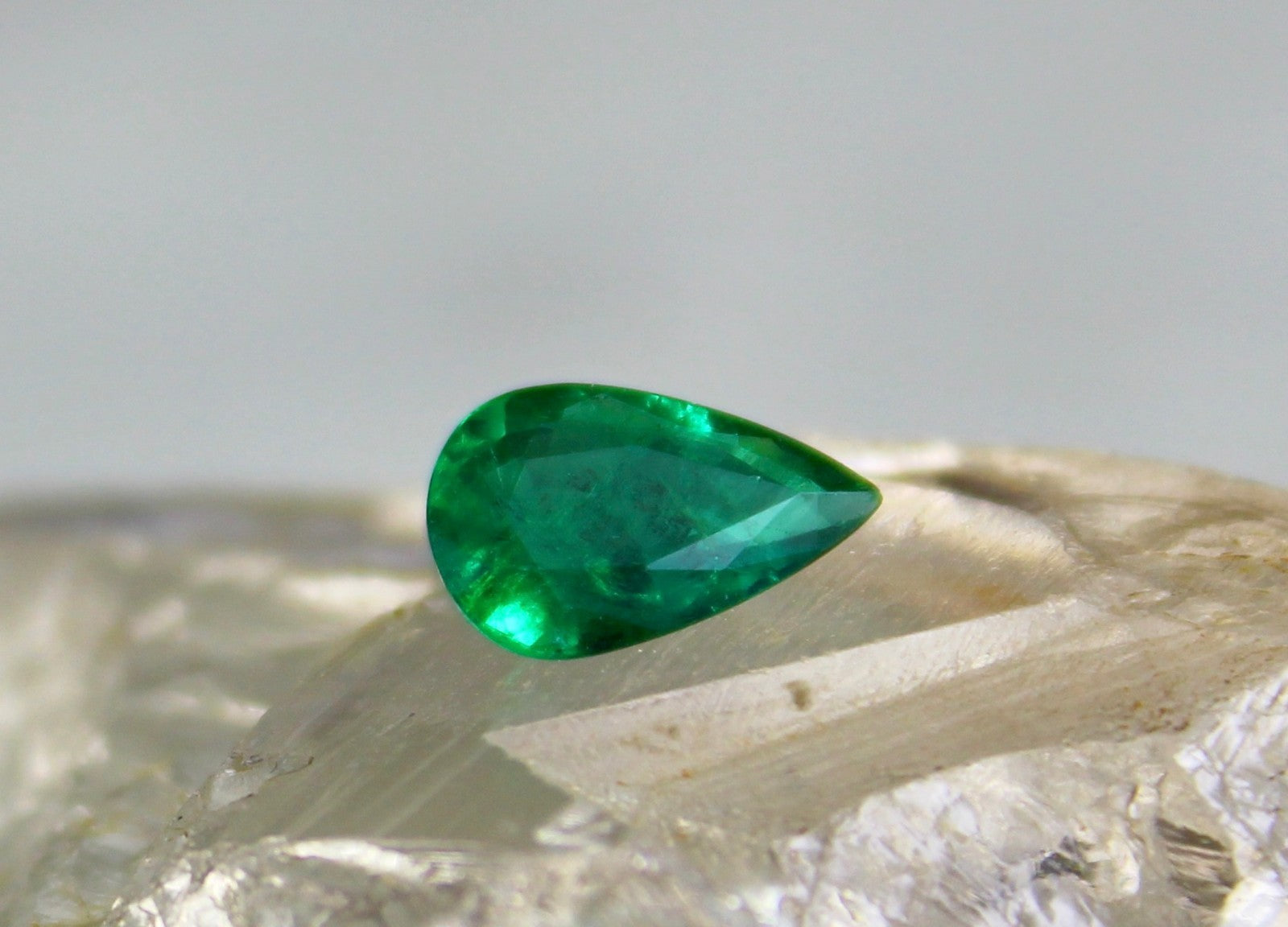 Certified Natural Zambian Emerald Pear Shape Sterling Silver 1.2ct Gemstone Ring