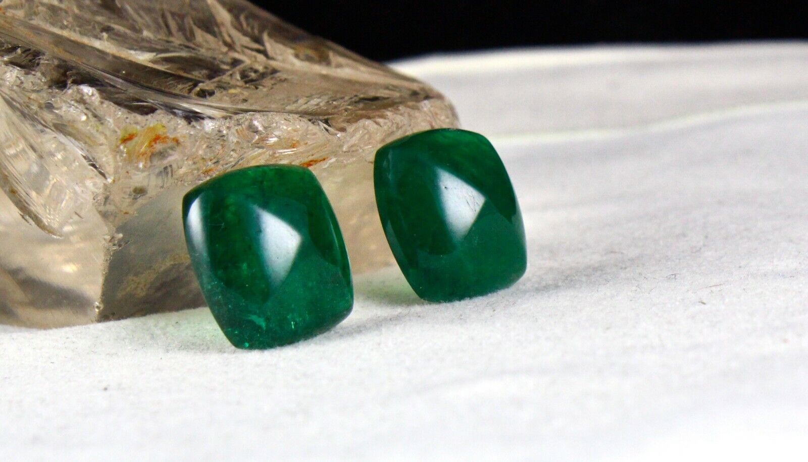 18X16 MM NATURAL ZAMBIAN EMERALD SUGARLOAF CABOCHON 44.51 CARAT GEMSTONE EARRING