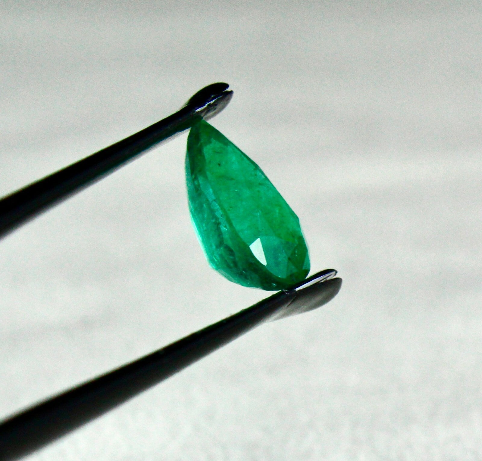 Certified Natural Zambia Emerald Pear Cut 10 Pcs 27.31 Ct Gemstone Set