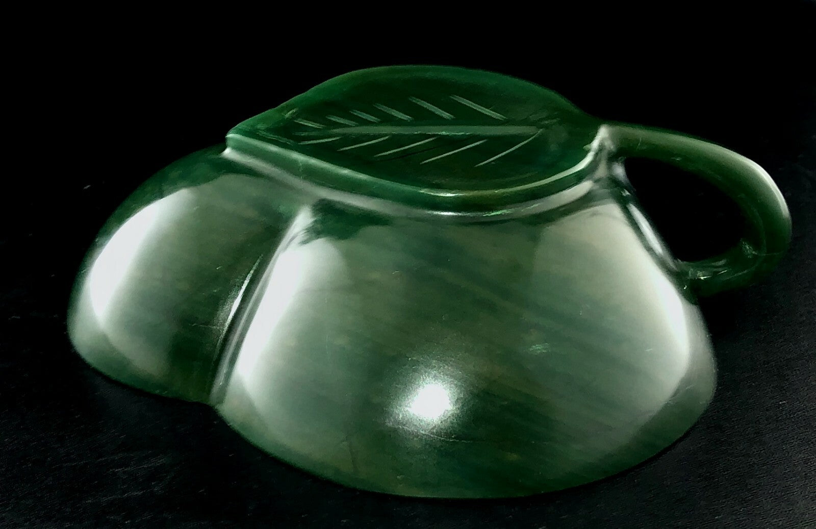 Handcrafted Carved Leaves Green Jade 1360 Ct Gemstone Bowl Home Decor