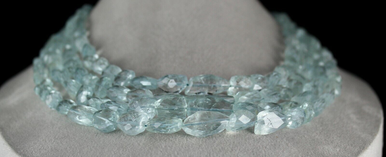 NATURAL BLUE AQUAMARINE FACETED TUMBLE  BEADS 4 LINE 1061 CARATS FINEST NECKLACE