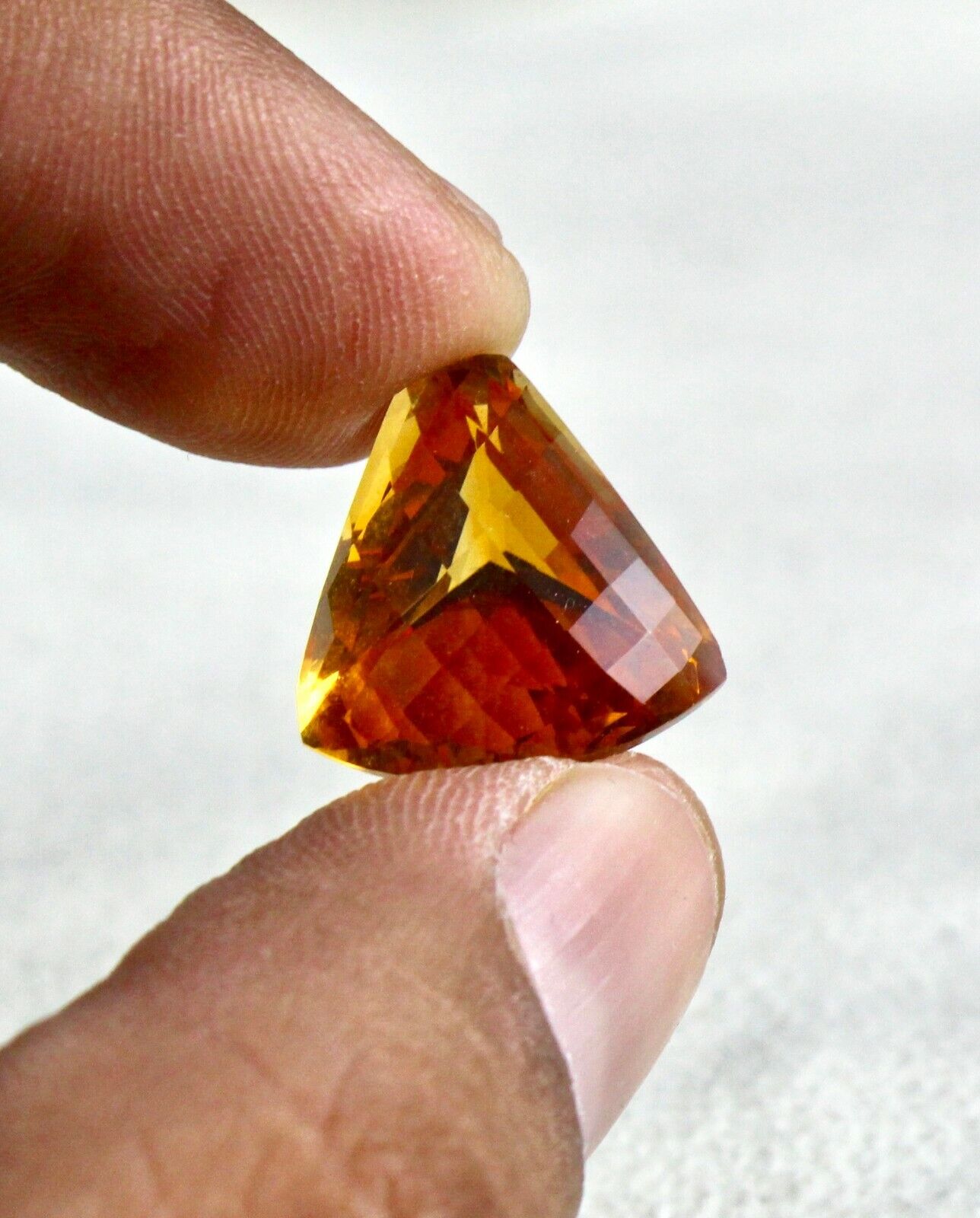 NATURAL YELLOW CITRINE FANCY FACETED CUT 13.33 CARATS GEMSTONE PENDANT DESIGNING