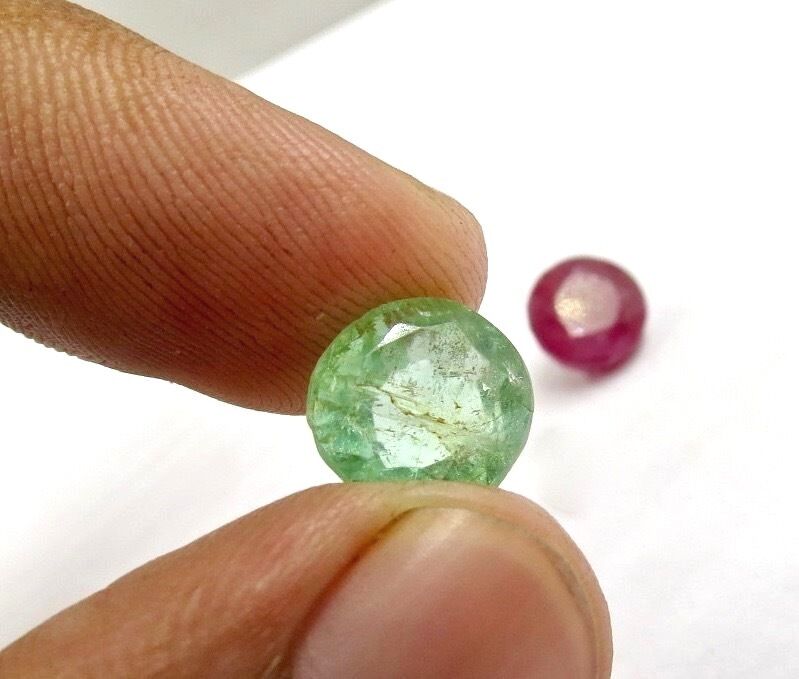 OLD COLOMBIAN EMERALD & NATURAL RUBY ROUND 2 PCS 9.76 CTS GEMSTONE FOR DESIGNING