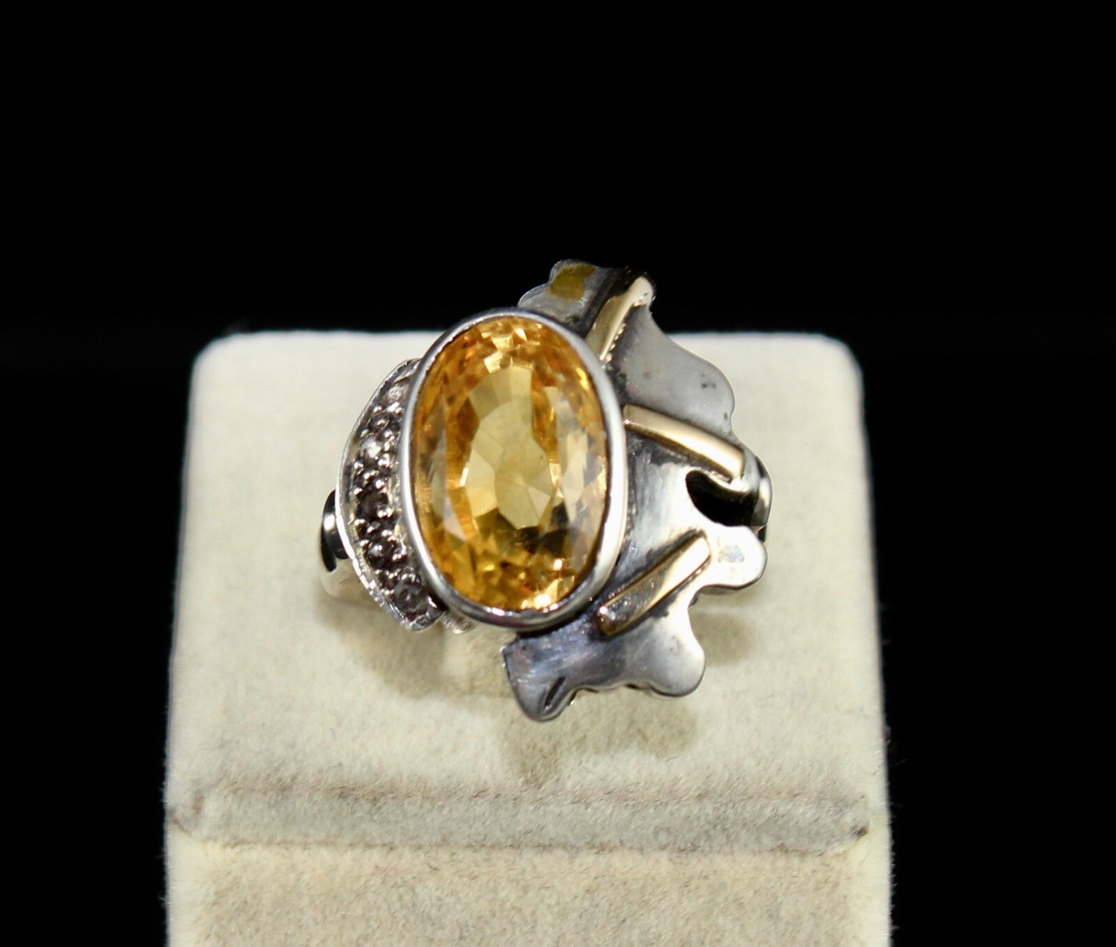 Vintage Natural Yellow Citrine 10ct Natural Diamond 18k Gold Silver Ring