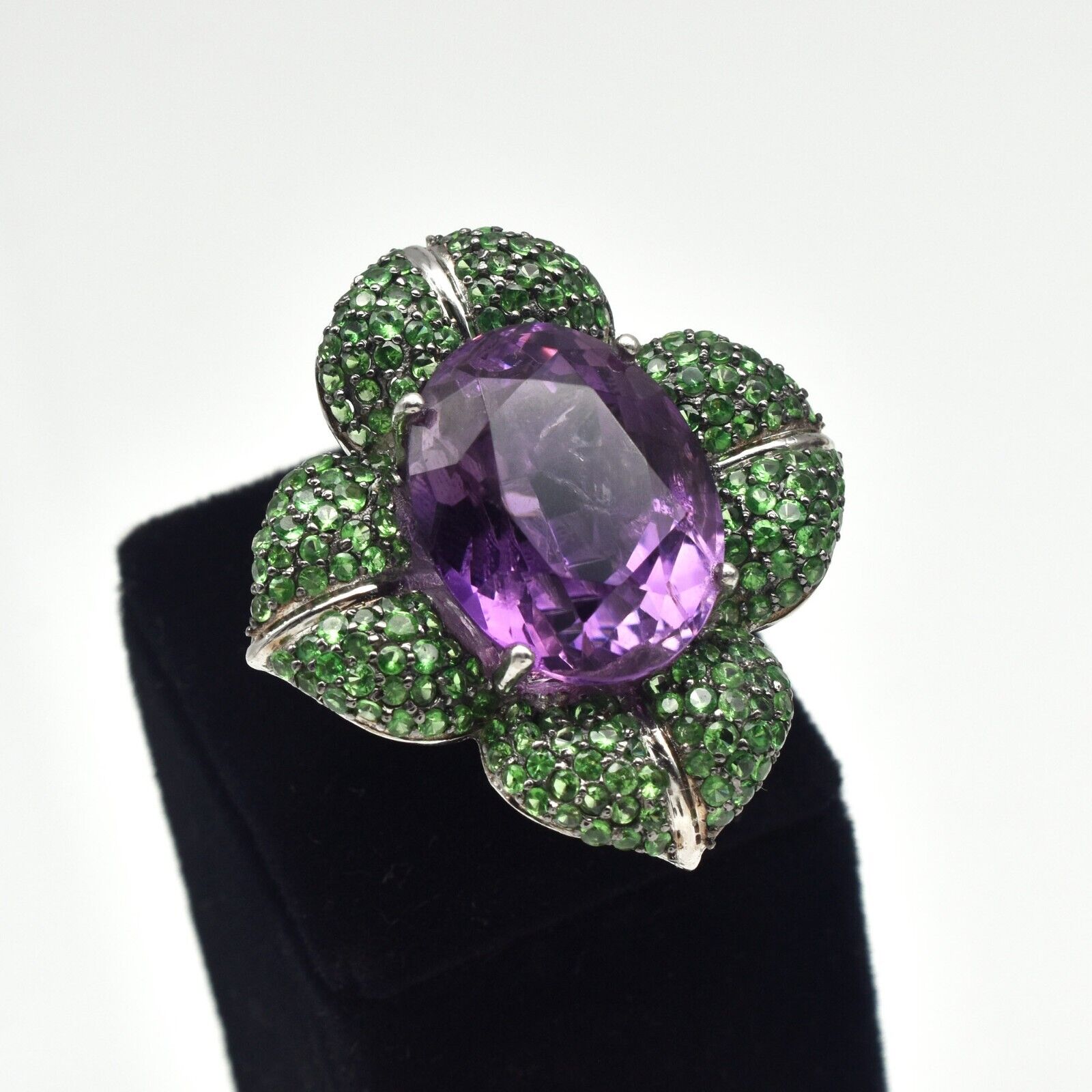 Stylish Natural Amethyst Oval Green Tsavorite Cut Sterling Silver Cocktail Ring