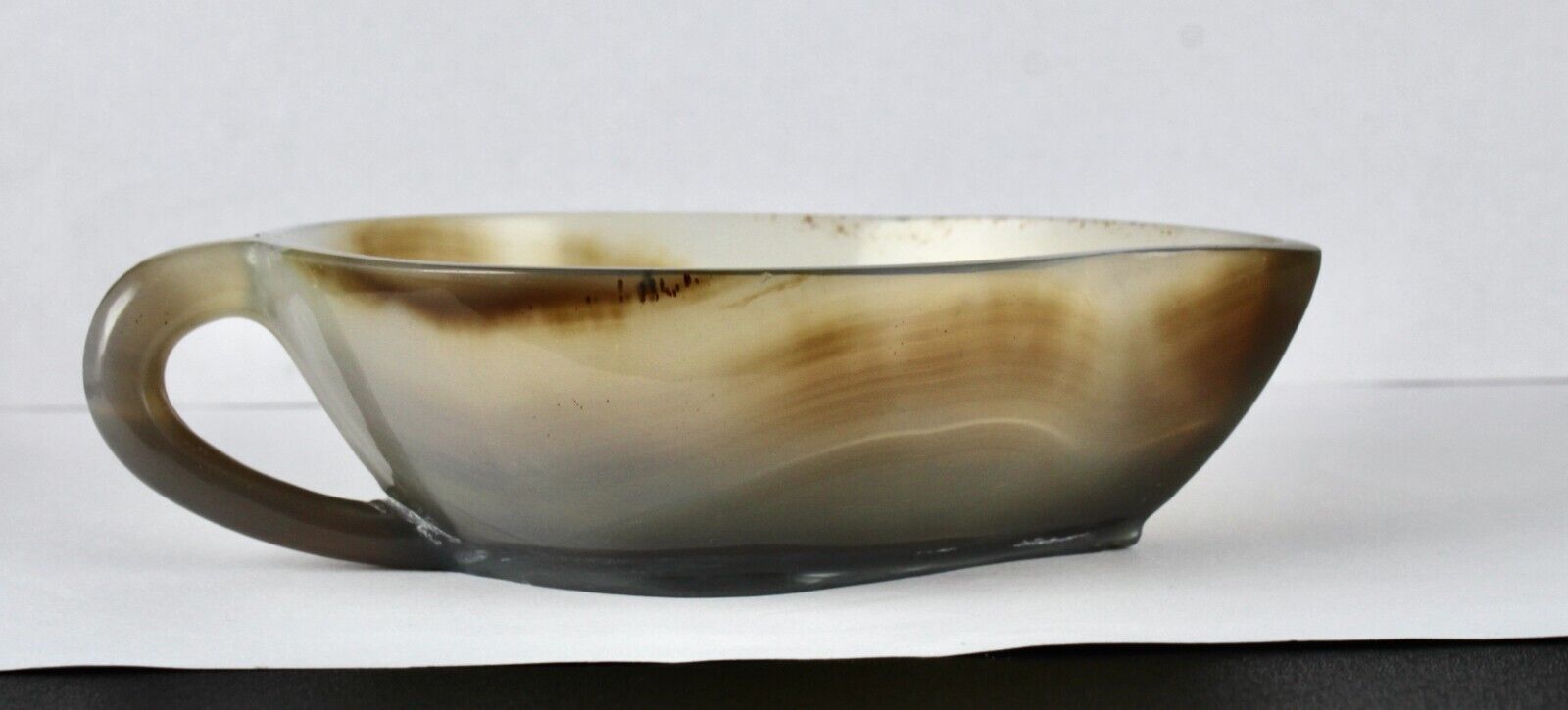 Hand Crafted Natural Chalcedony Carved Fine 920 Carats gemstone Bowl Home Decor