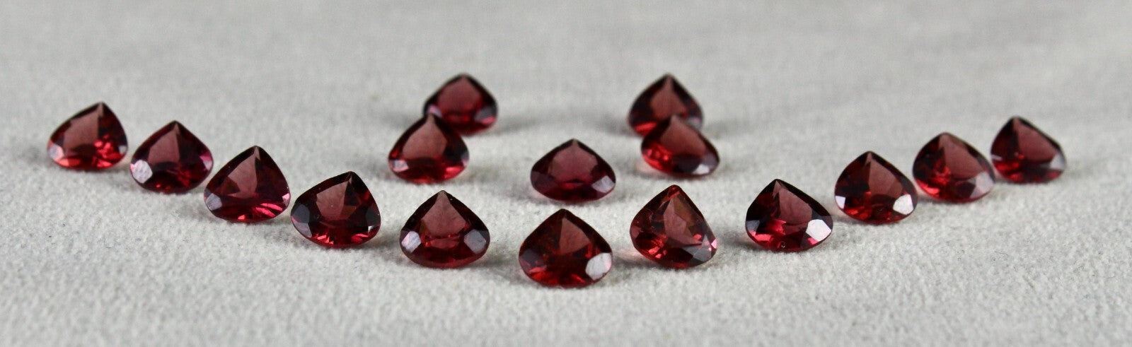 Natural Garnet Heart Cut 16 Pc 19.32 Ct Gemstone Set Design For Earrings Rings