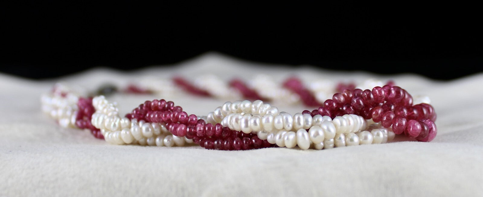 Certified Antique Natural Red Spinel 253ct Pearl Gemstone Necklace For Women