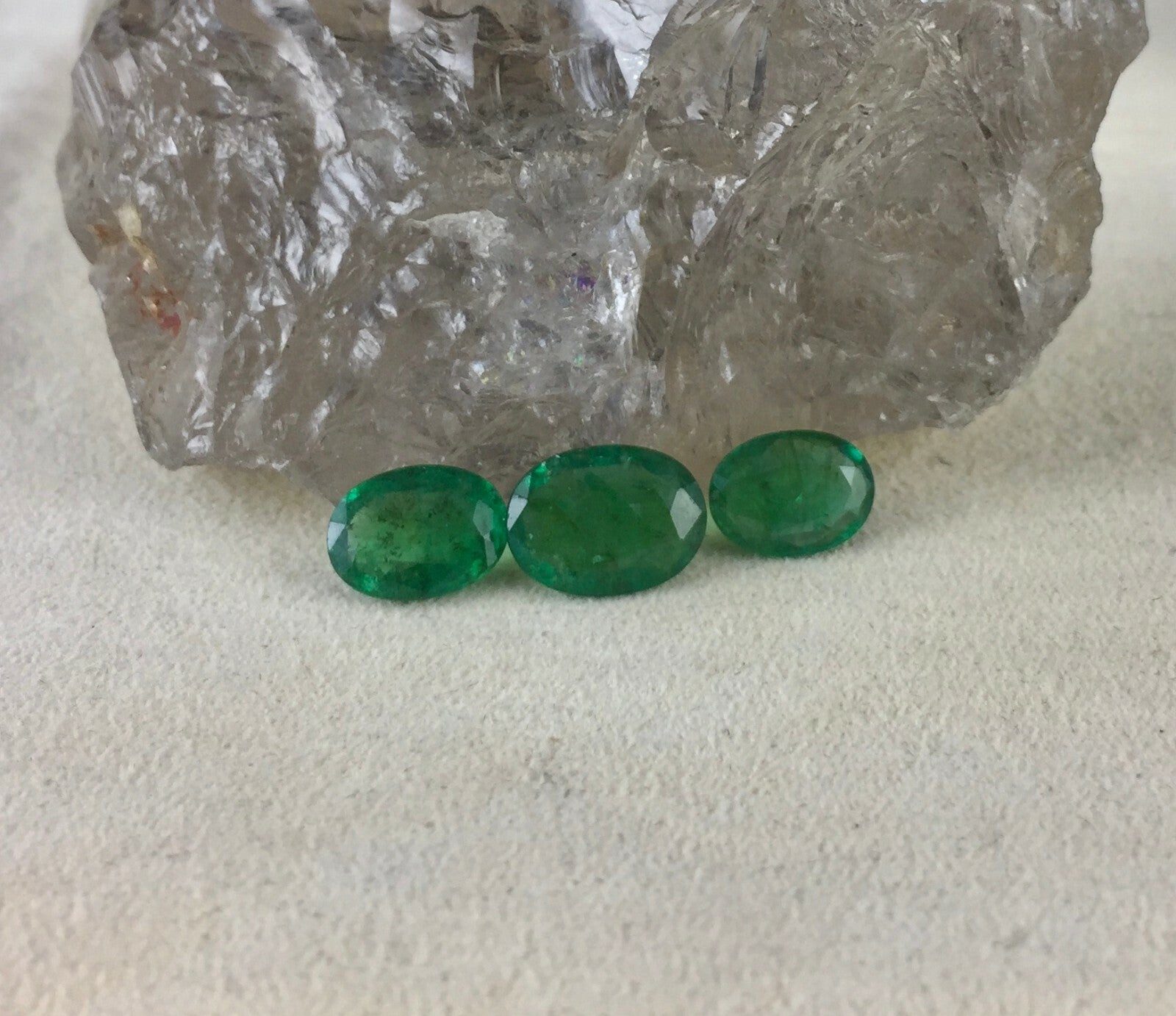 Certified Natural Earth Mined Zambia Emerald Oval 5 Pcs 10 Ct Gemstone Set