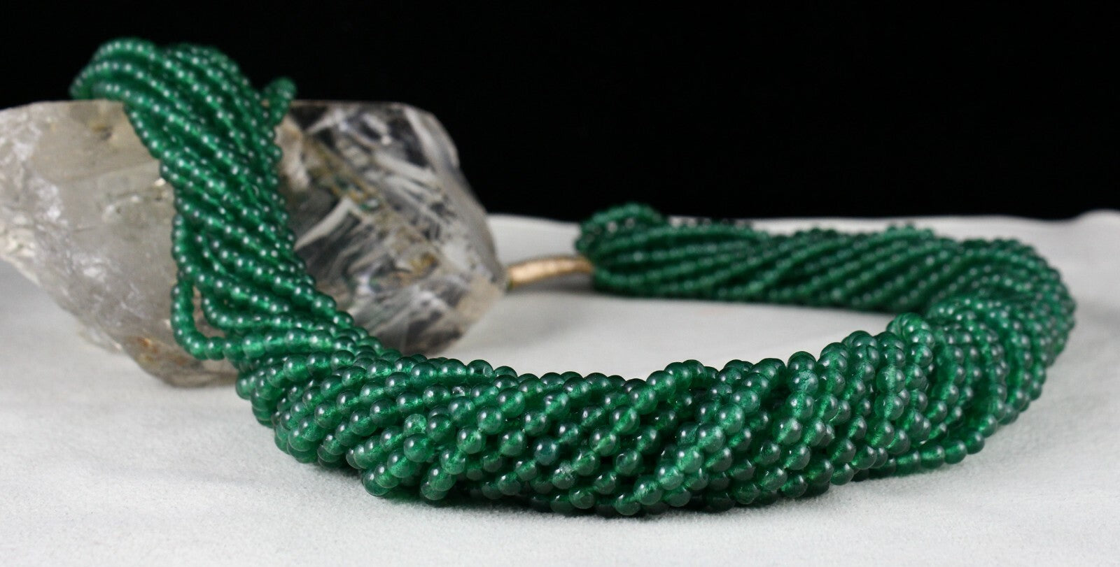 Emerald Colour Green Quartz 15l Necklace Aventurine 1175 Cts Round Beads