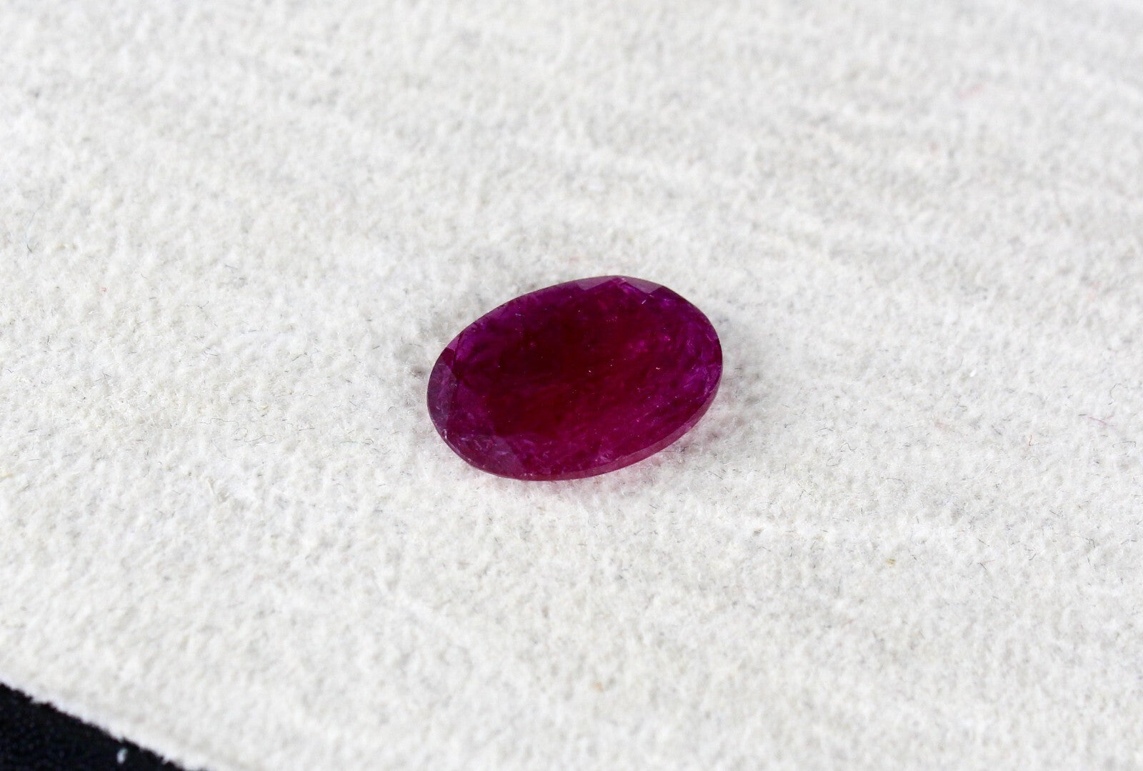 Certified Natural Ruby 3.57 Ct Oval Mozambique Noheat Stone For Ring Pendant