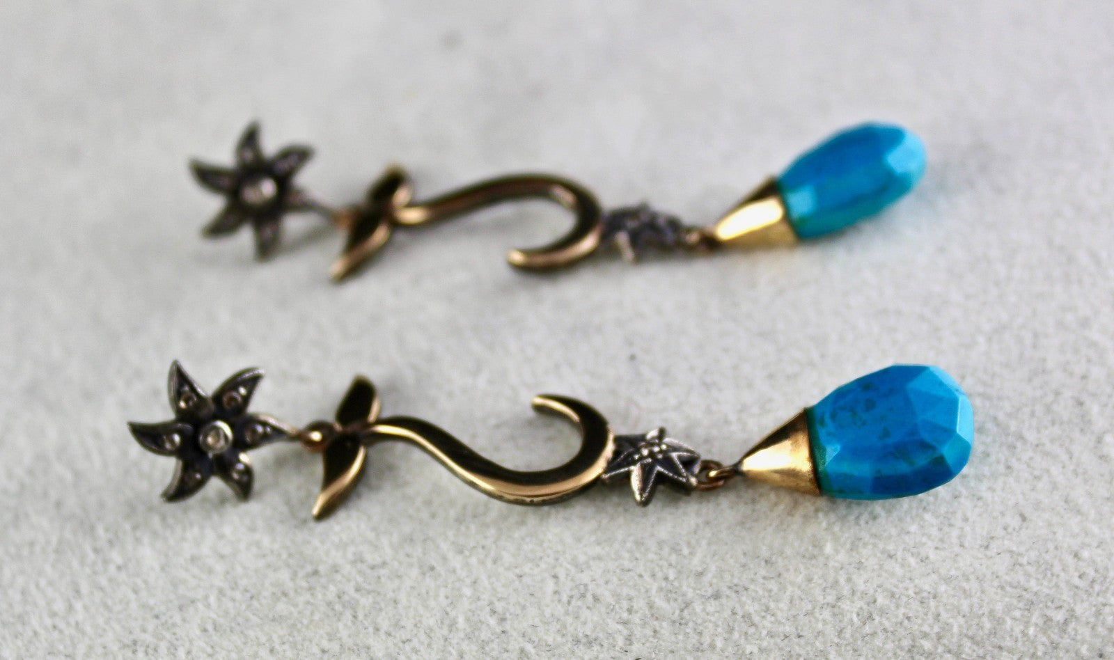 Victorian 18k Yellow Gold Silver Blue Turquoise 10ct Natural Diamond Earrings