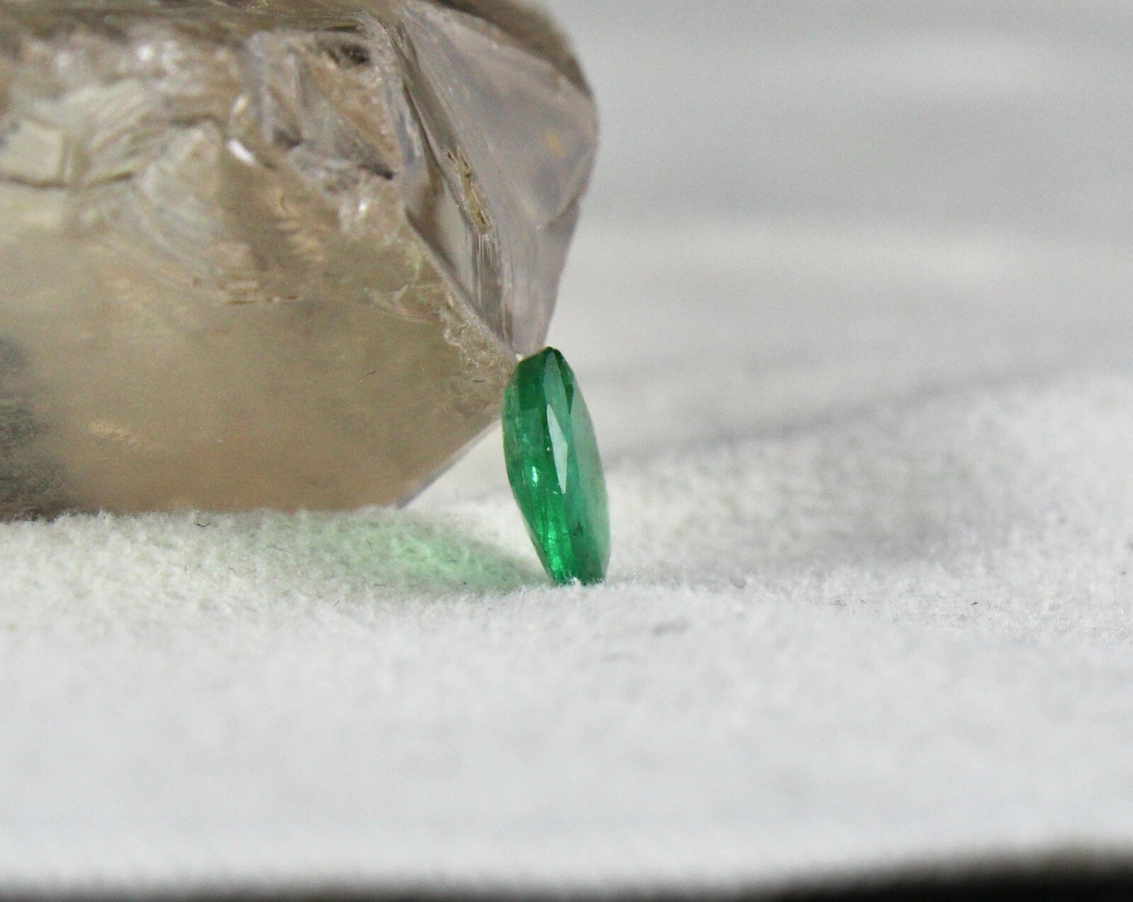 9x7mm Oval Emerald 1.22ct Zambian Untreated Gemstone Ring Pendant