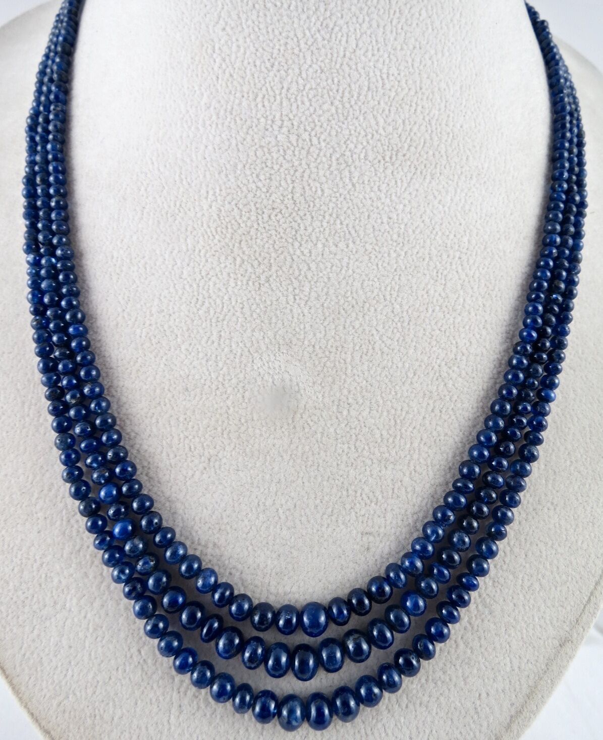 NATURAL BLUE SAPPHIRE BEADS ROUND 3 LINE 226 CARATS GEMSTONE PRECIOUS NECKLACE