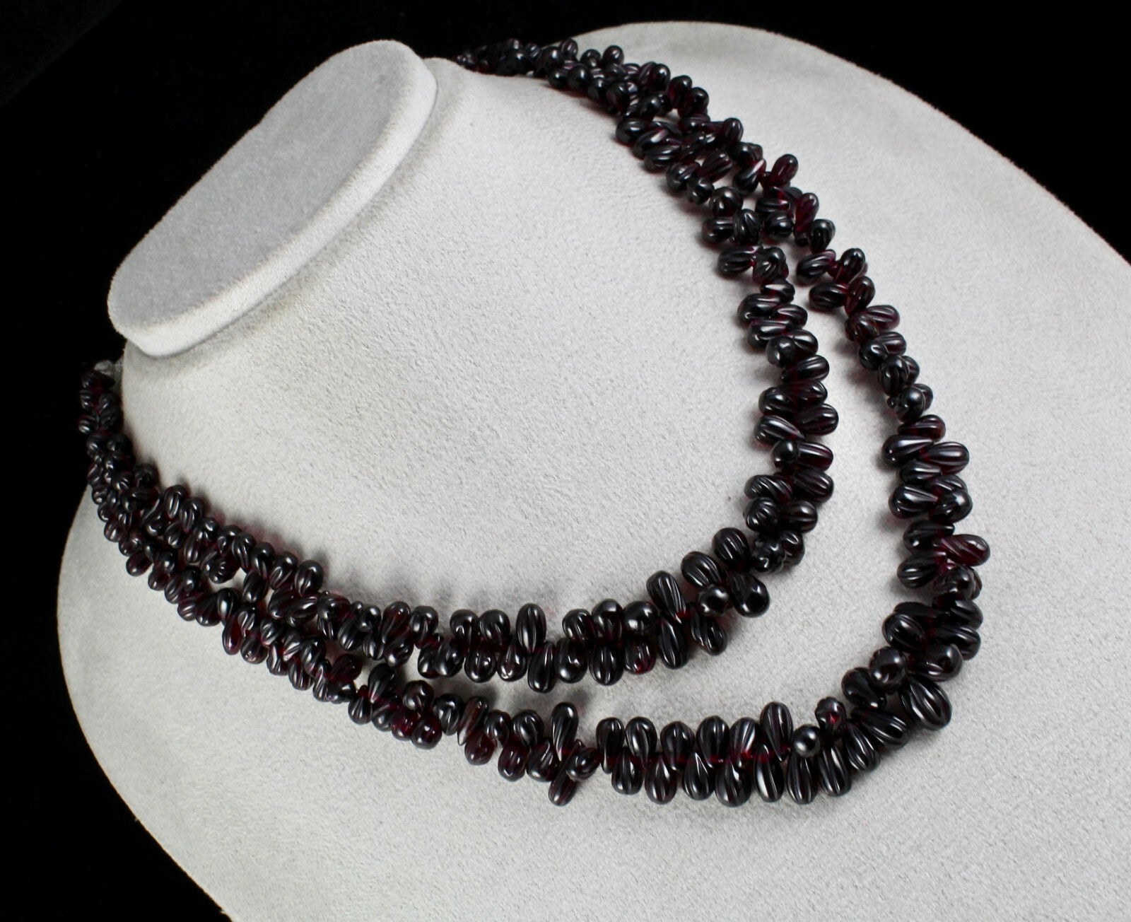Natural Red Garnet Beads Carved Tear Drops 664 Ct Gemstone Necklace