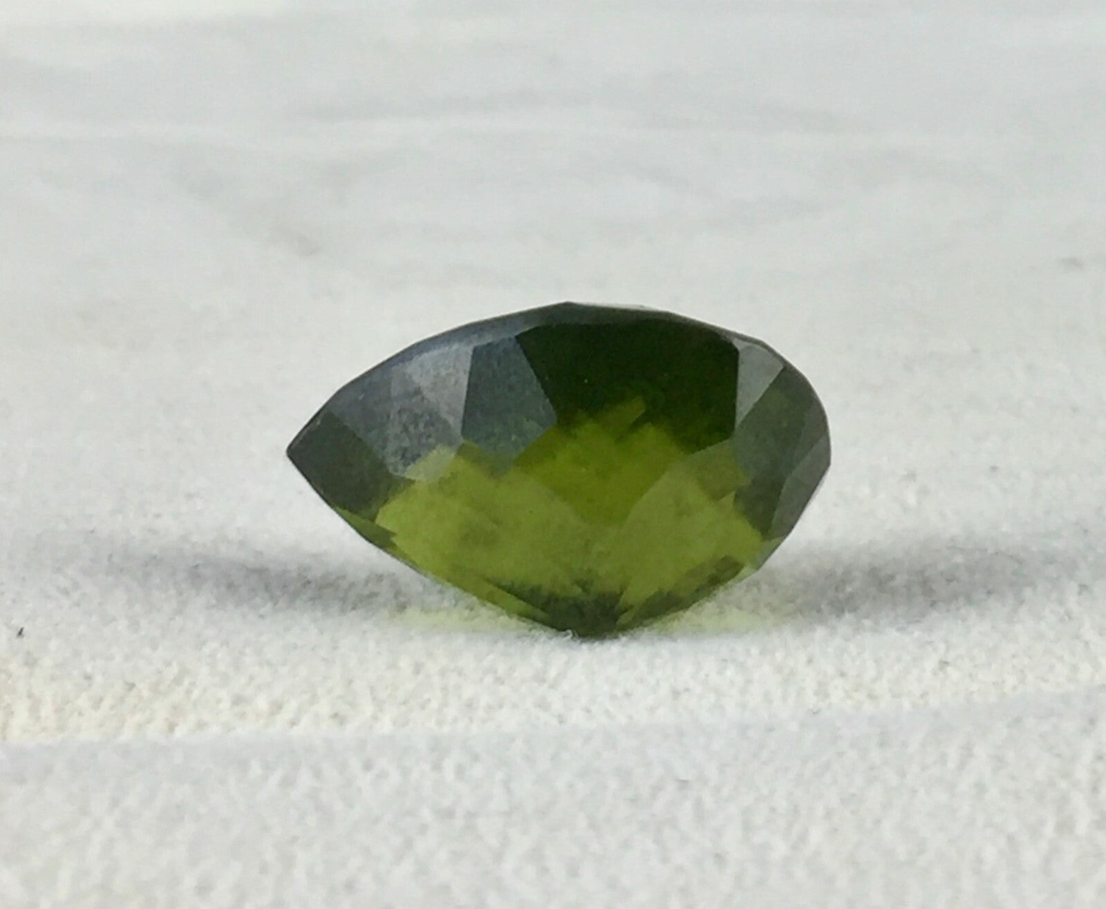 Natural Green Vesuvianite Idocrase Pear Cut Gemstone 17.40 Ct For Ring Pendant