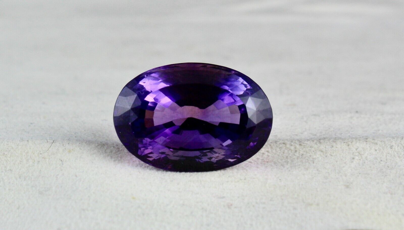 NATURAL PURPLE AMETHYST OVAL CUT 28X19 MM 58.15 CARATS GEMSTONE FOR PENDANT RING