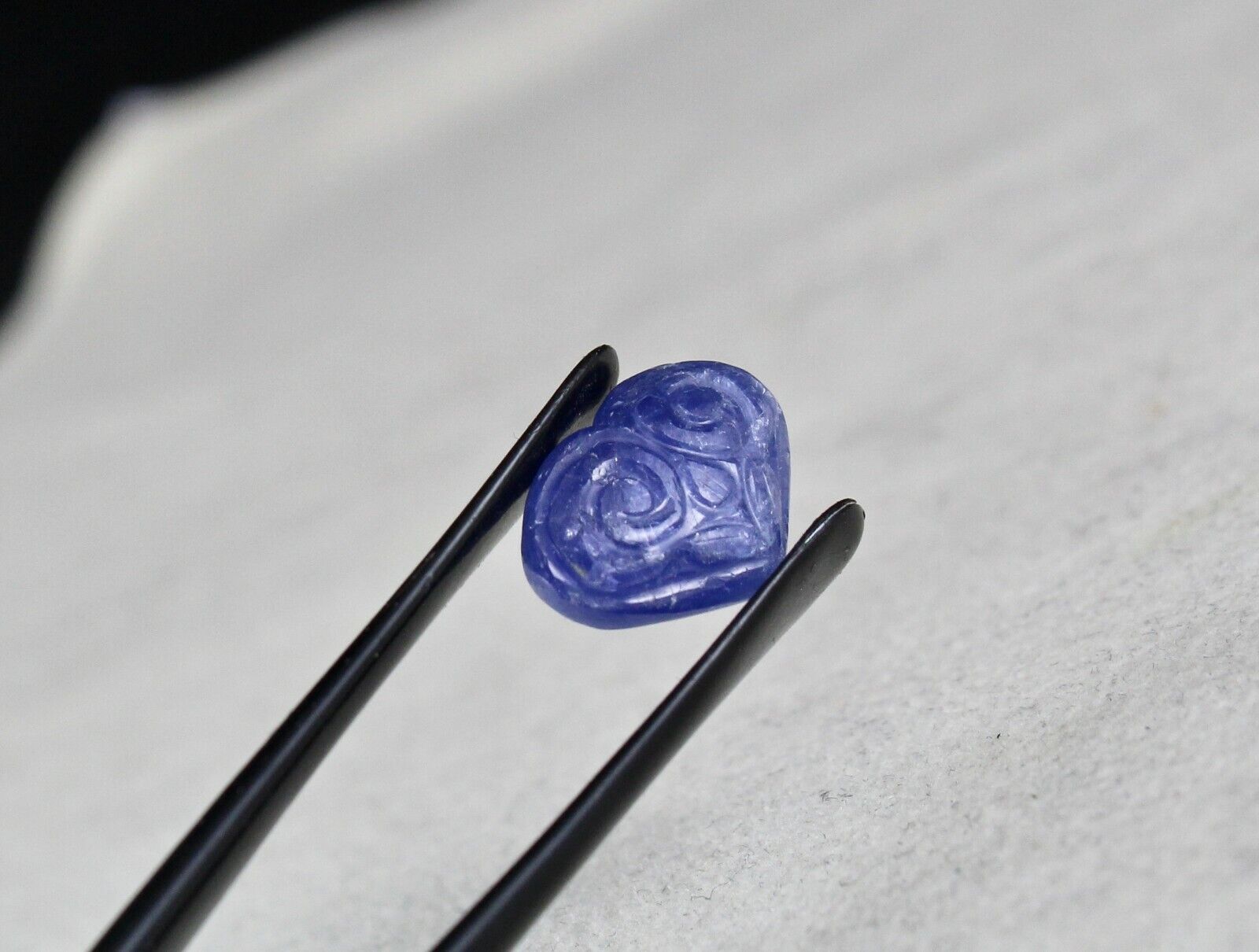 NATURAL UNHEAT BLUE SAPPHIRE CARVED 15.15 CARATS GEMSTONE PENDANT DESIGNING