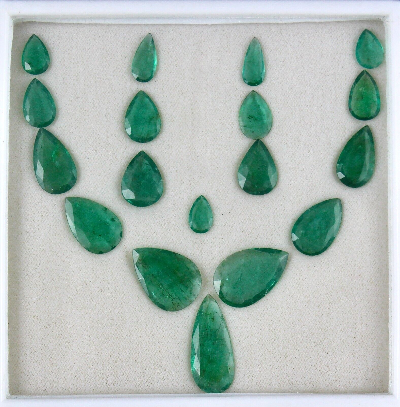 NATURAL ZAMBIA EMERALD PEAR CUT 18 PCS 31.77 CTS LOOSE GEMSTONE RING EARRING SET