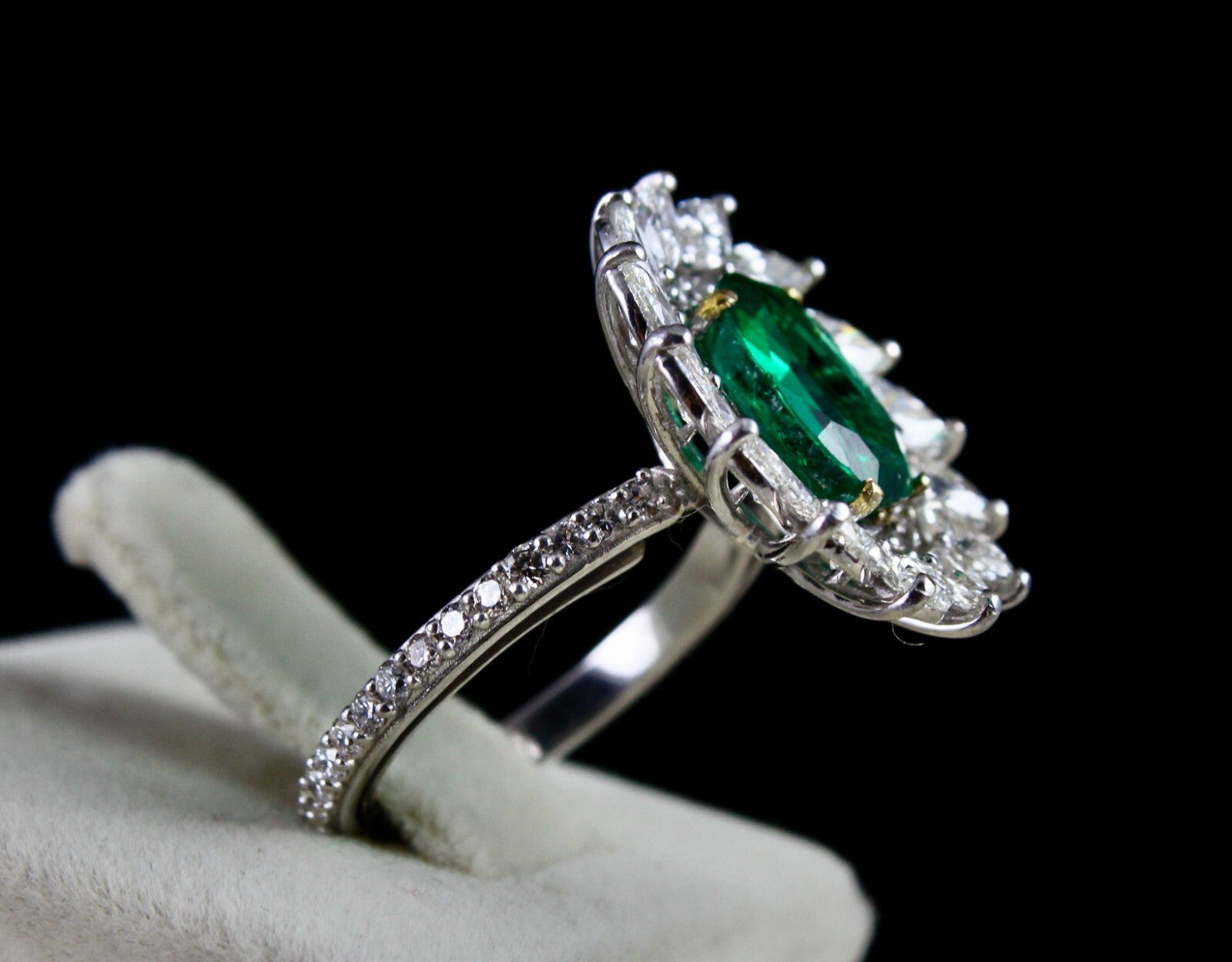 Certified Natural Emerald 10+ Ct Oval Marquise G-vs Diamond 18k Gold Ring