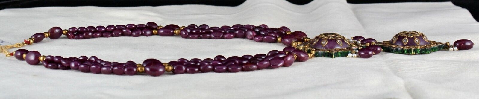 ANTIQUE NATURAL UNHEATED RUBY CABOCHON & BEADS DIAMOND 18K GOLD JADAU NECKLACE