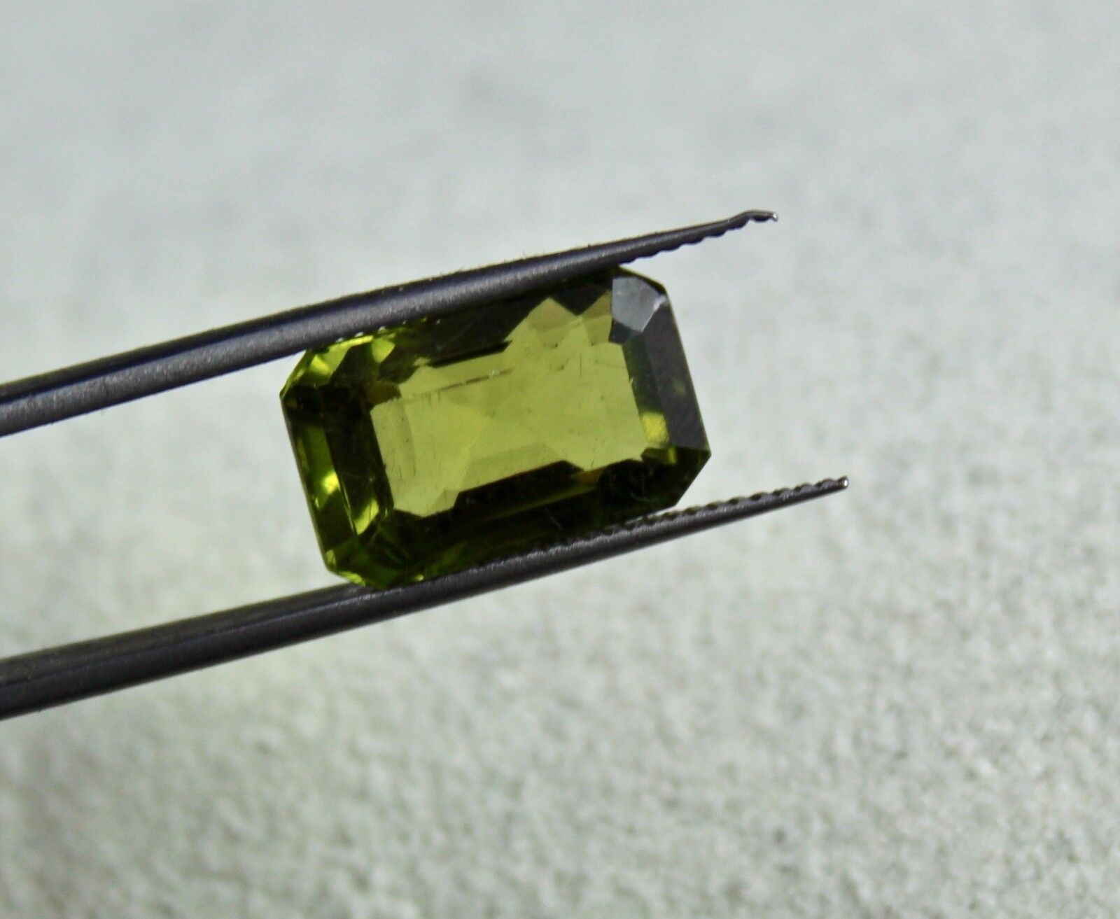 NATURAL GREEN TOURMALINE 9X15 MM RECTANGLE CUT 1 PCS 9.42 CTS GEMSTONE FOR RING