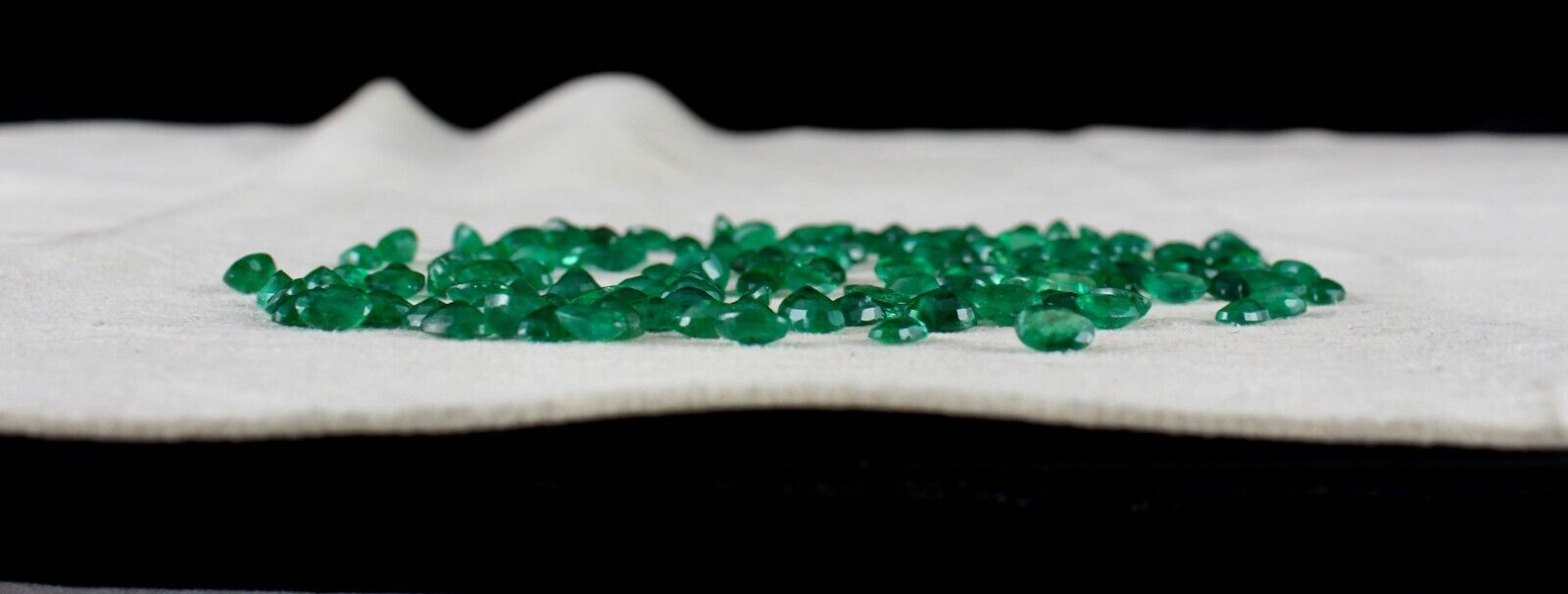 NATURAL EMERALD CARVED LEAVES LOT 30 PC 44.40 CT LOOSE GEMSTONE DESIGNING JEWELS