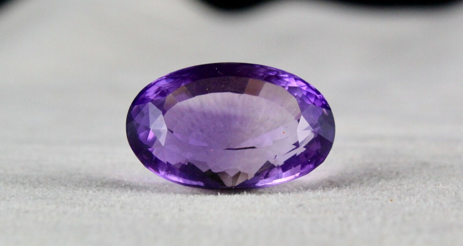 Natural Amethyst Oval Cut Gemstone 22x15 mm 25.48 Cts Designing Pendant Ring