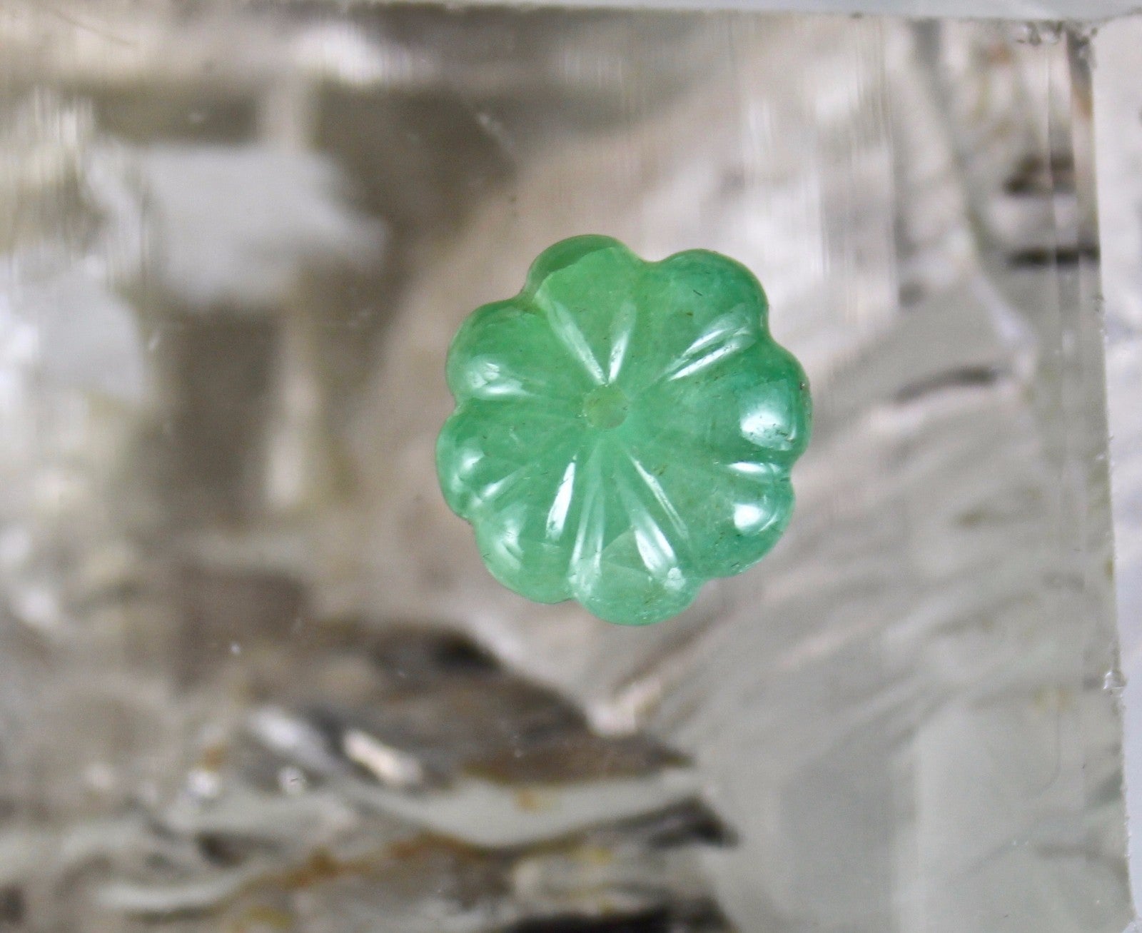 Certified Natural Colombian Emerald 20.33 Ct Melon Bead Stone Design Ring