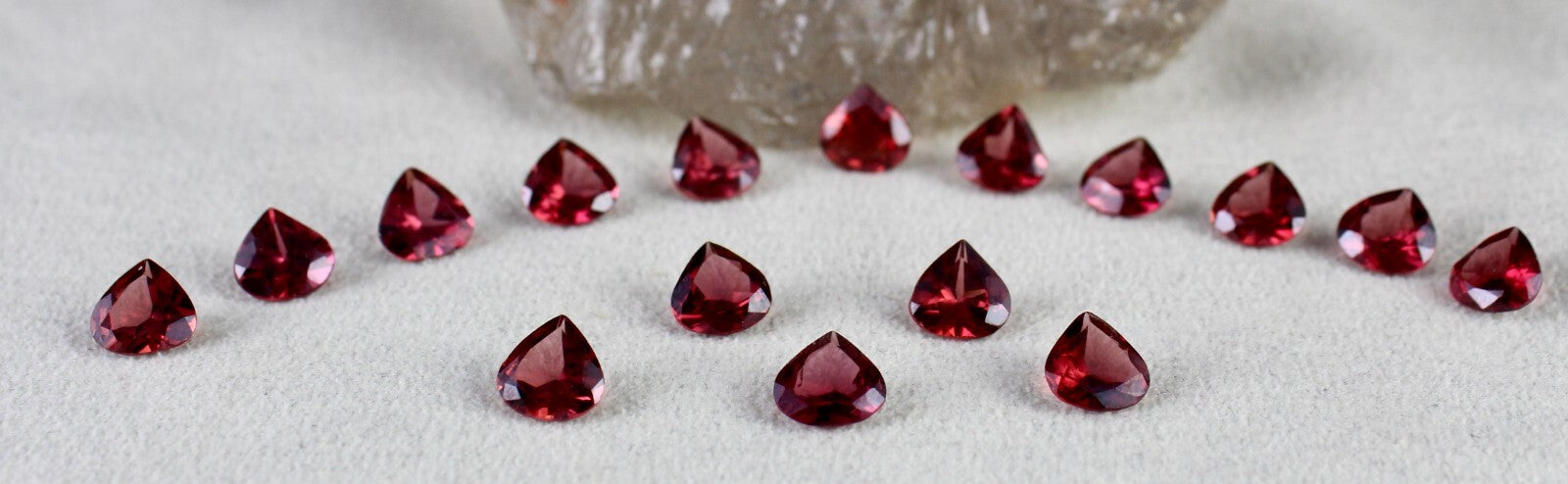 Natural Garnet Heart Cut 16 Pc 19.32 Ct Gemstone Set Design For Earrings Rings
