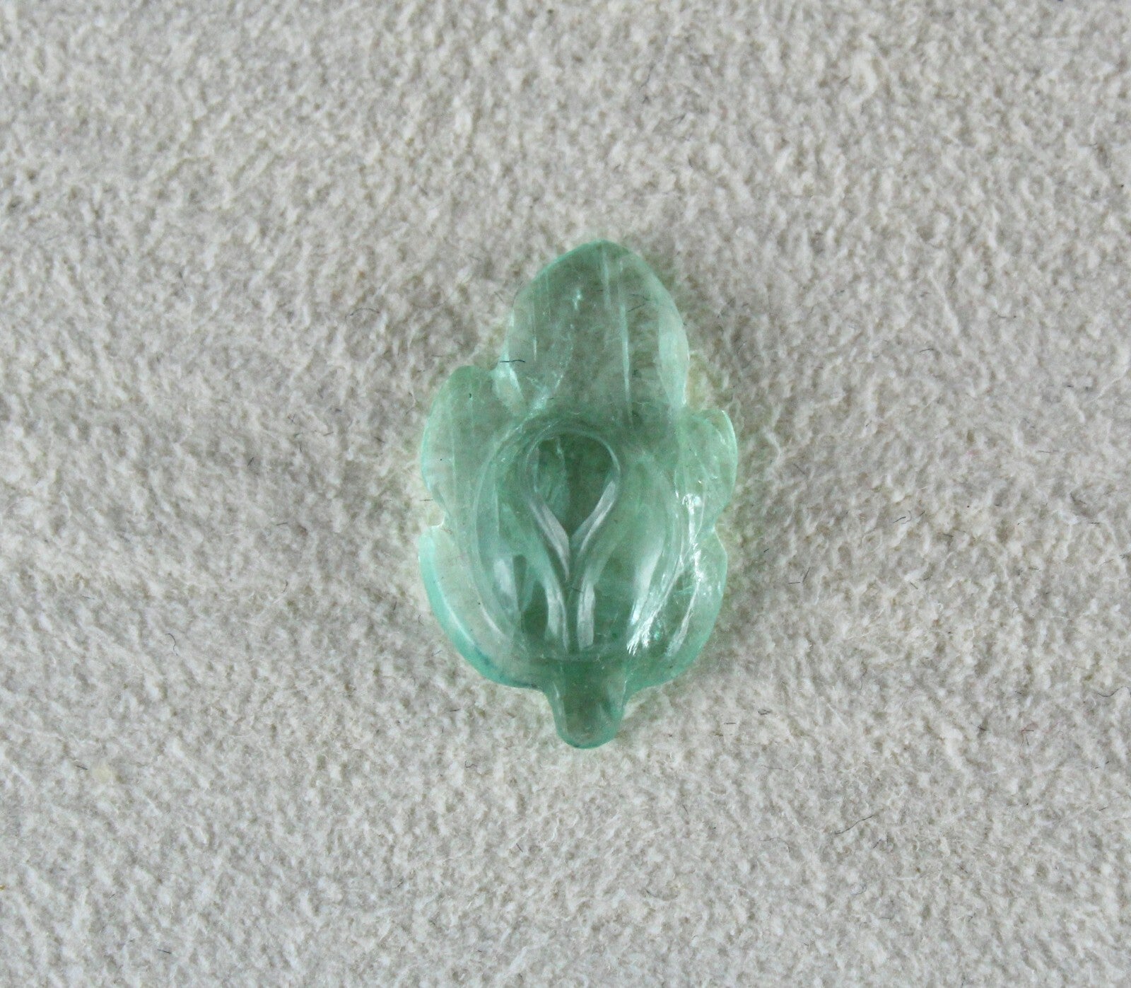 Natural Colombian Emerald Carved Leaf Gem 4.42ct For Pendant Ring