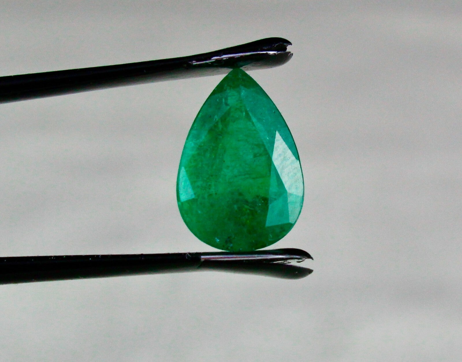 Certified Natural Zambia Emerald Pear Cut 10 Pcs 27.31 Ct Gemstone Set