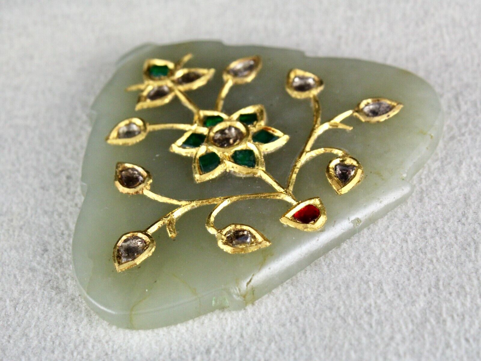 UNIQUE NATURAL OLD JADE PENDANT STUDDED WITH DIAMOND EMERALD IN 22K GOLD