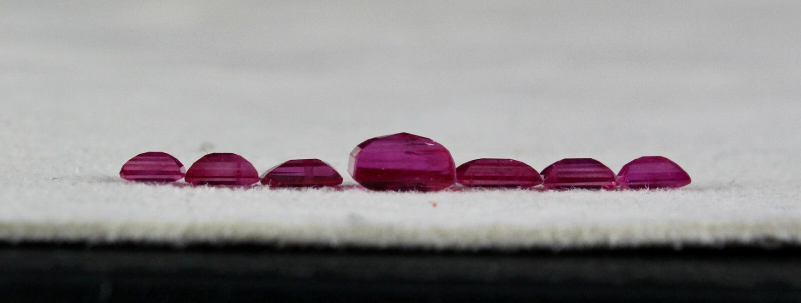 Certified Natural Ruby Baguette 2.96 Ct 7 Pcs Ring Pendant Design