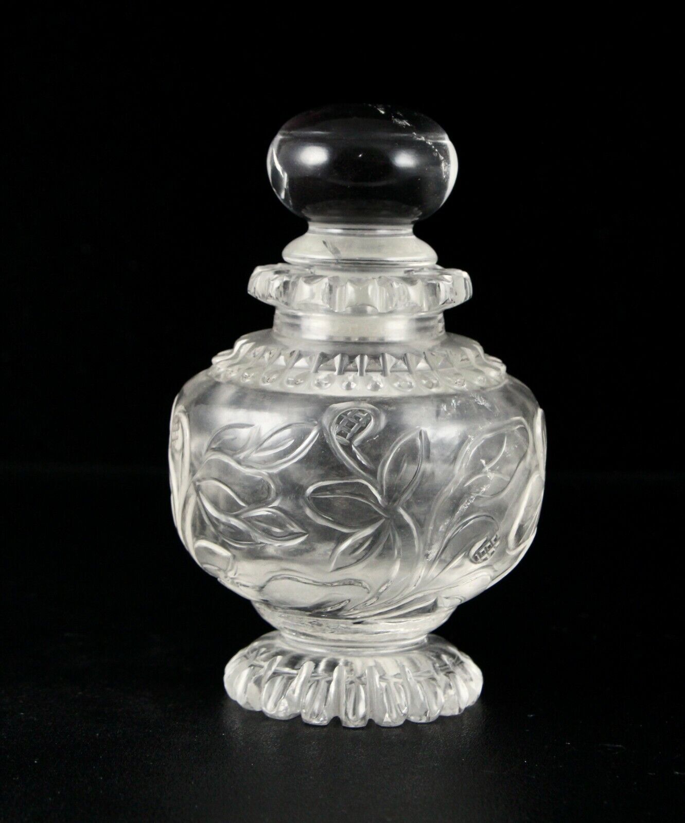 HANDCRAFTED NATURAL ROCK CRYSTAL QUARTZ 1265 CTS CARVED PERFUME BOTTLE FOR DECOR