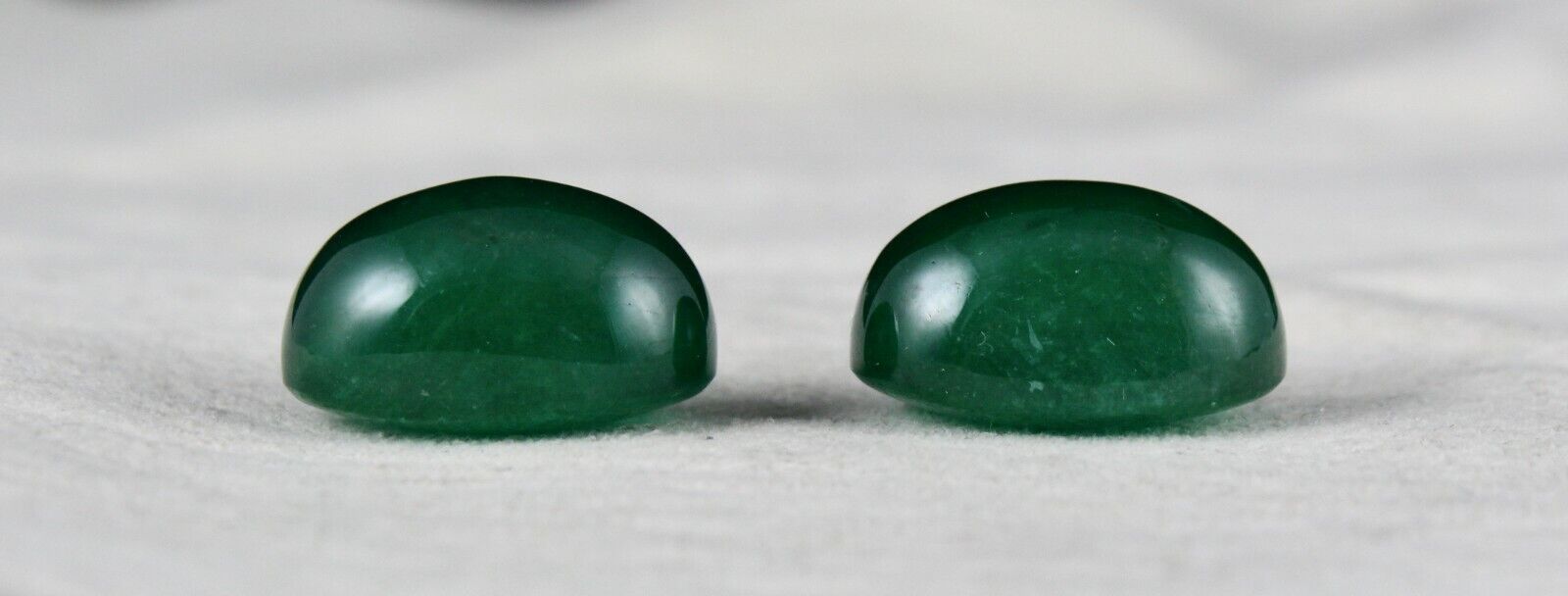 NATURAL ZAMBIAN EMERALD OVAL CABOCHON 44.32 CTS LOOSE GEMSTONE EARRING DESIGNING