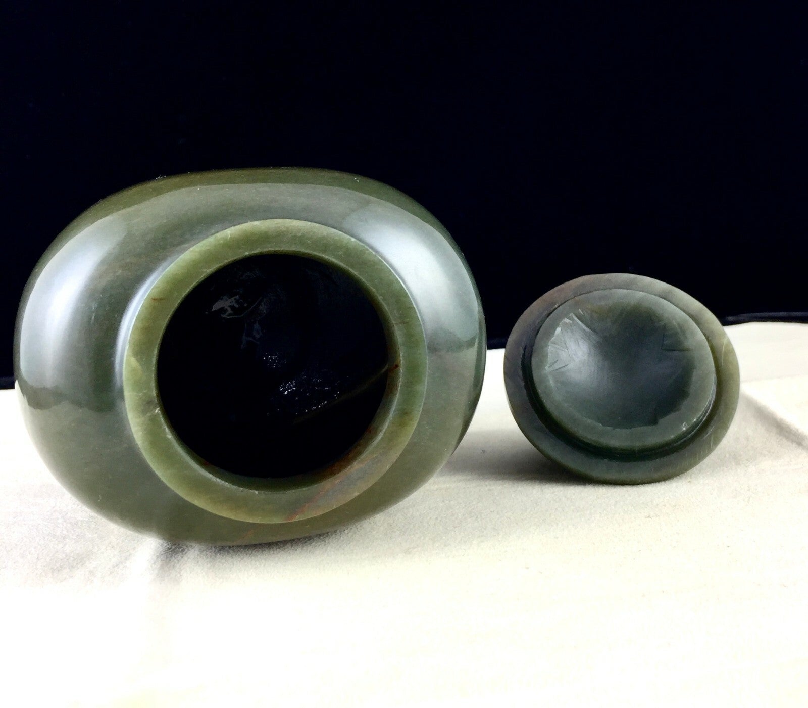 Handcrafted 4.5" Natural Agate Gemstone Carved Pot 2215 Ct Home Decor