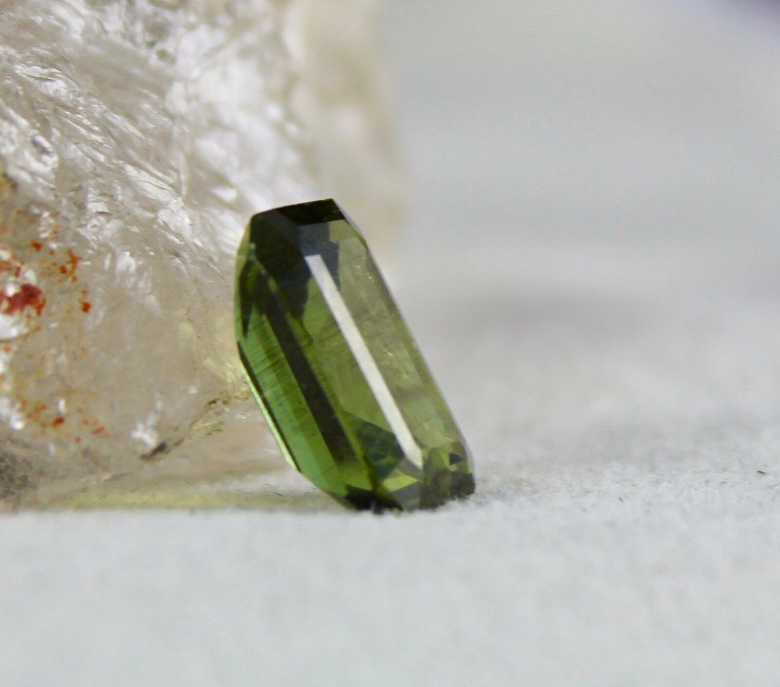 NATURAL GREEN TOURMALINE 9X15 MM RECTANGLE CUT 1 PCS 9.42 CTS GEMSTONE FOR RING